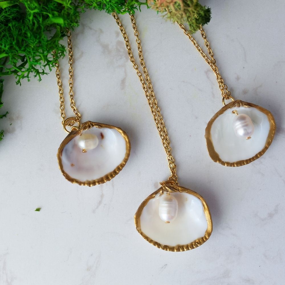 New handmade natural seashells necklace gold tone stainless steel